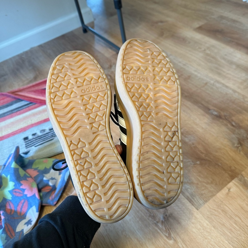 Adidas women's Black and White Sneakers with Gum Sole - Picture 5 of 5